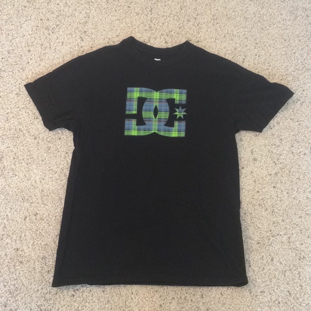 DC Shirt - Like New - Mens Medium